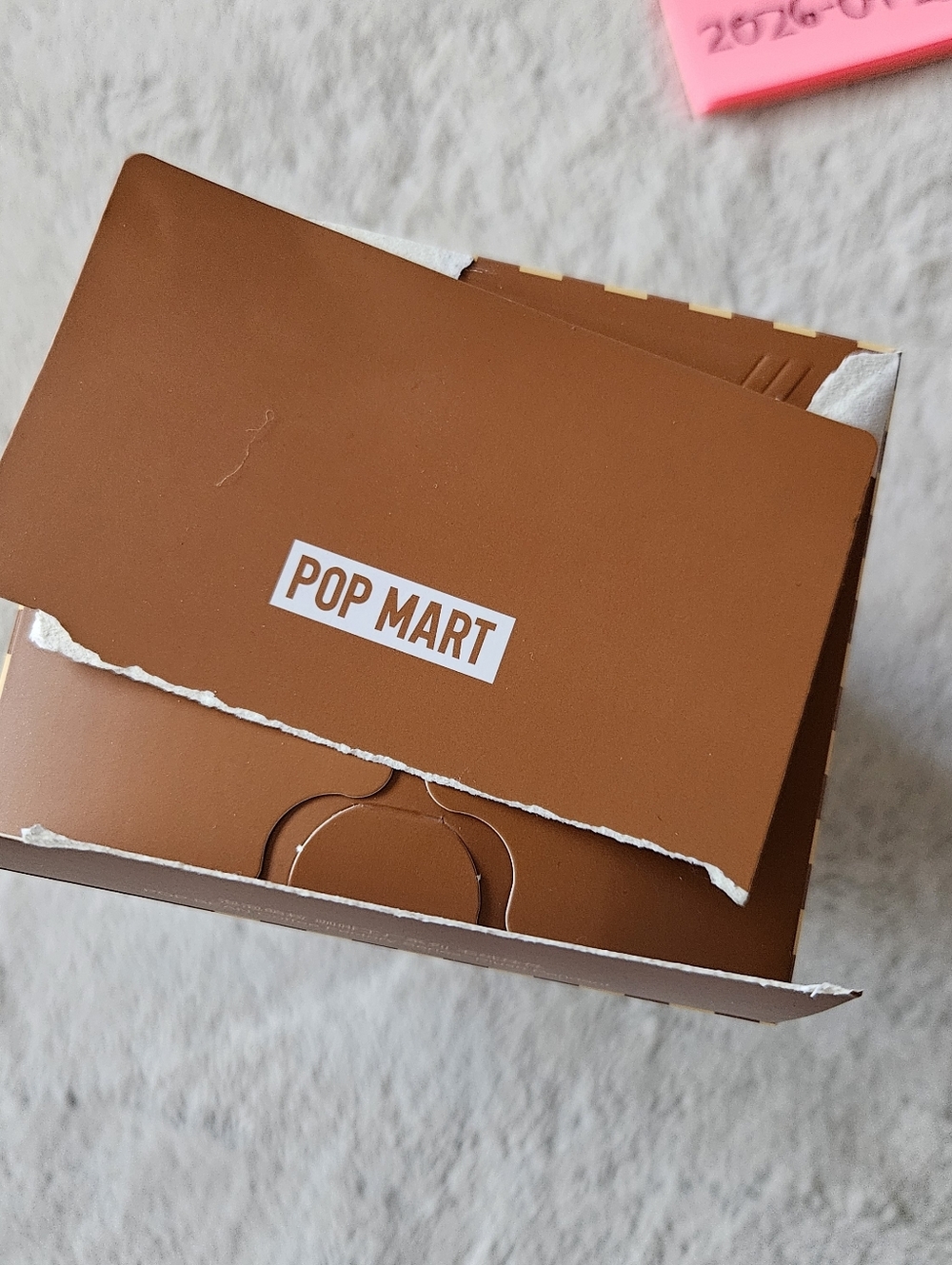 POPMART Coffee Factory - Dimoo Taster Plush Pendant - Open Box - Picture 10 of 11